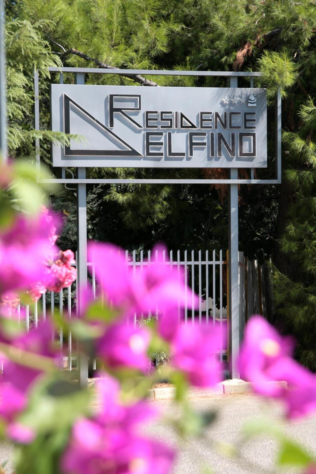Villaggio Turistico Residence Delfino Vieste Exterior photo