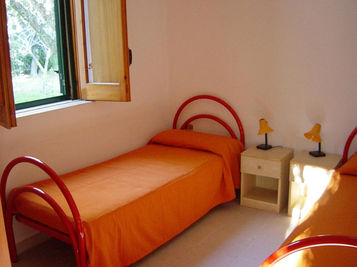 Villaggio Turistico Residence Delfino Vieste Exterior photo